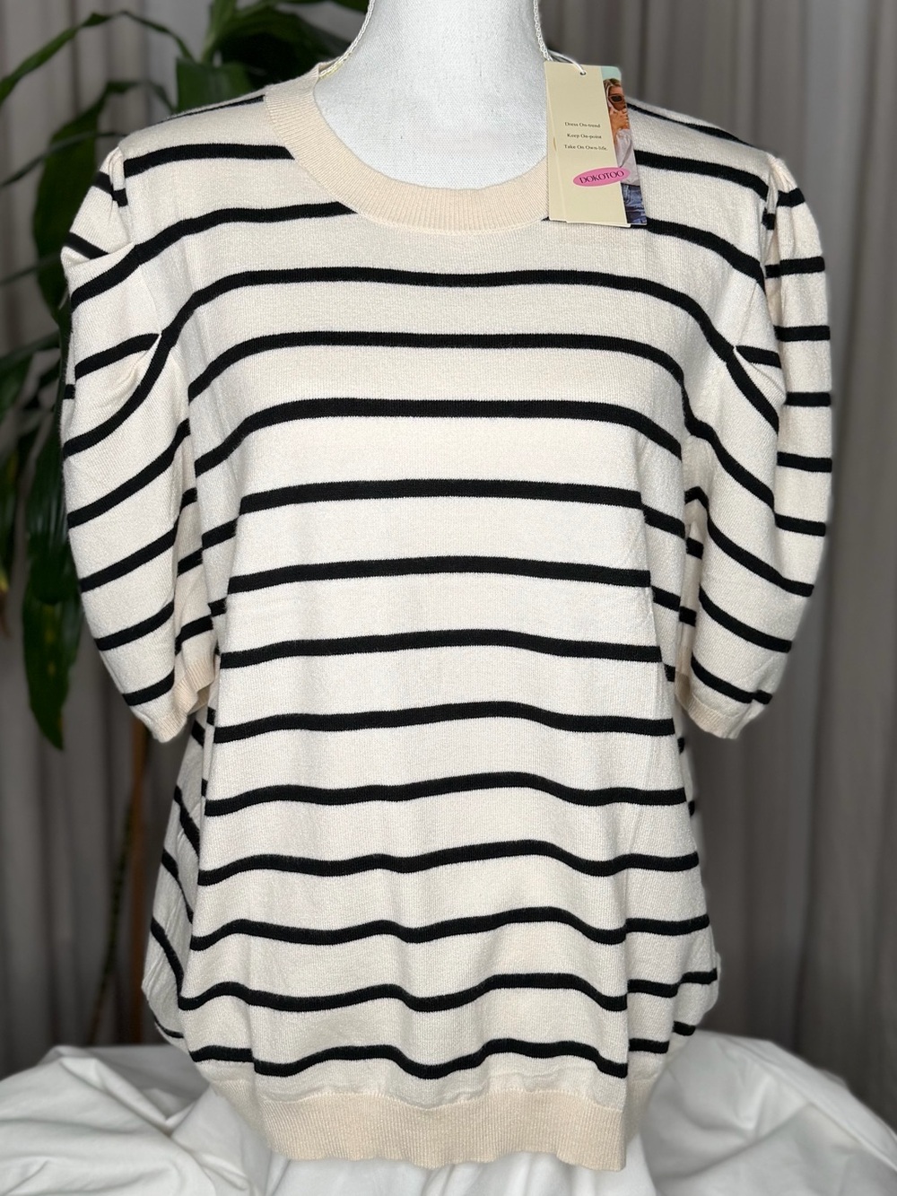 Dokotoo Women's Ivory/Black Striped Knit Crew Neck Puff 3/4 Sleeve Sweater 2XL